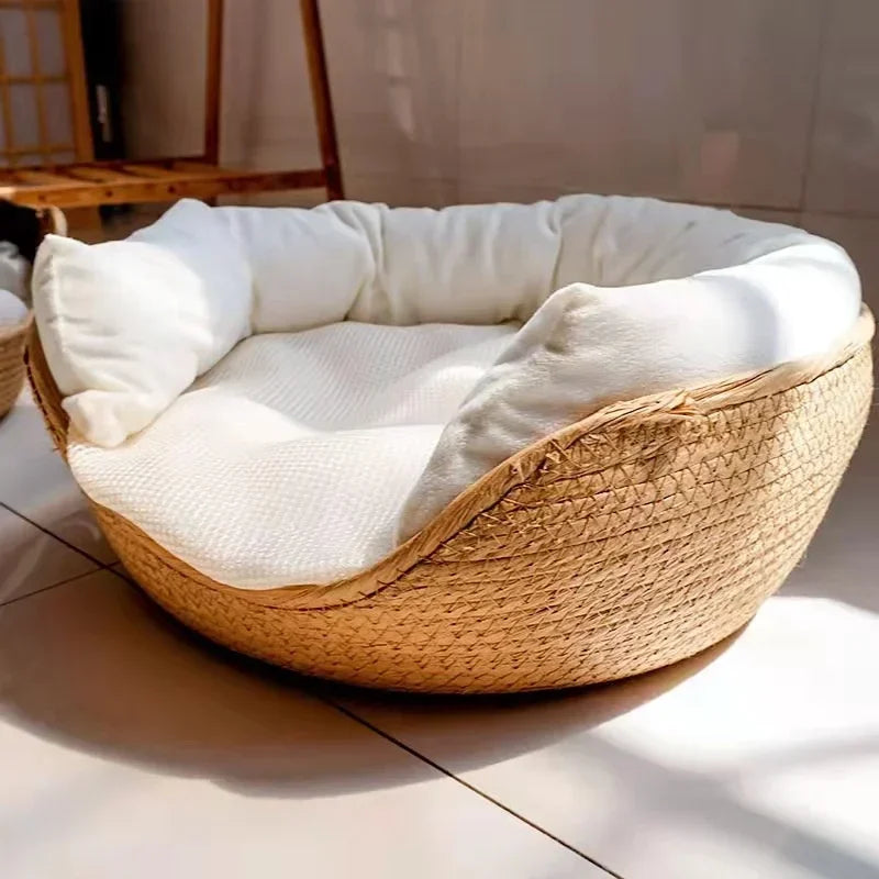 Panier tressé en bambou pour chat et petit chien